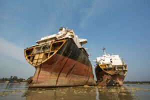 Ship breaking