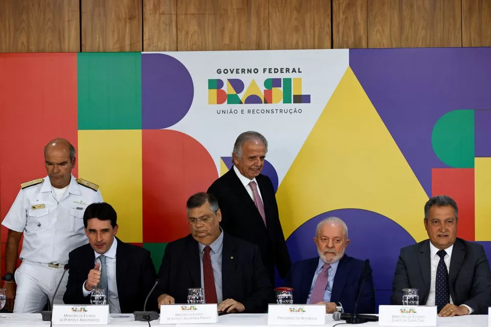 Brazilian President announces temporary militarisation of key ports and airports to curb rising crime