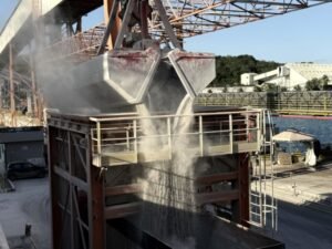 Cargo spillage and windage