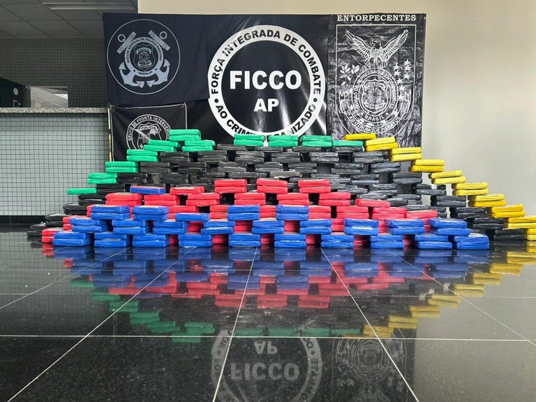 Cocaine seizure in Santana (Macapa)